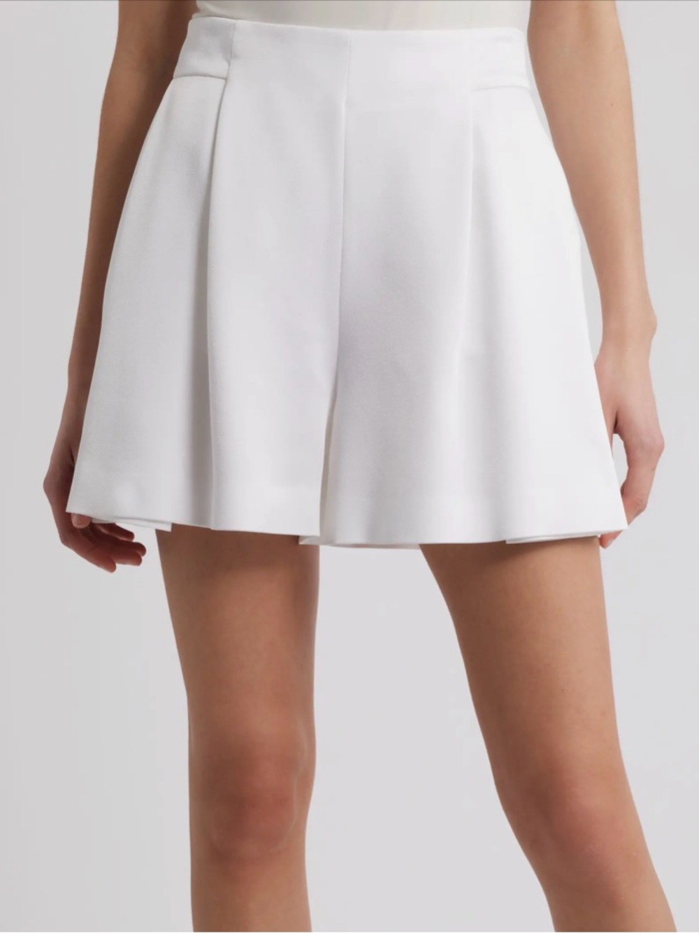 🆕 BOSS Tulania White Pleated High Waist Shorts